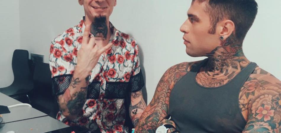 fedez j ax bufala