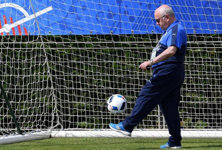 «Mi hanno detto di essere troppo vecchia per venire molestata da Tavecchio»