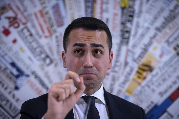La top 5 delle gaffe di Luigi Di Maio