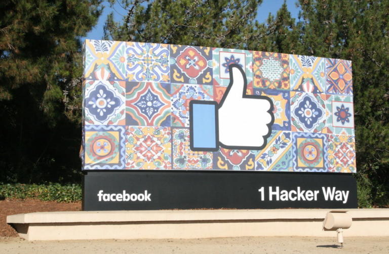 Facebook si accorda con l’Agenzia delle entrate e chiude a 100 milioni il suo debito con il fisco