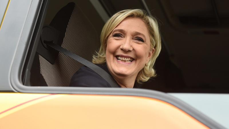 le pen giornalisti