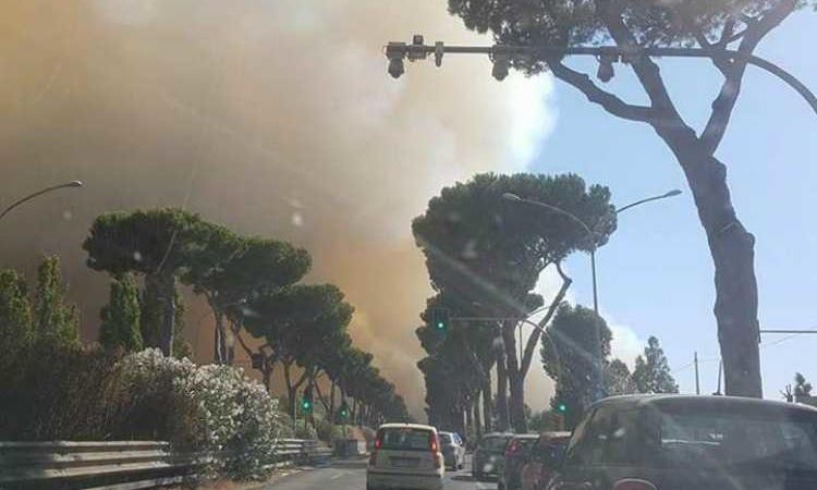incendio Castel Fusano