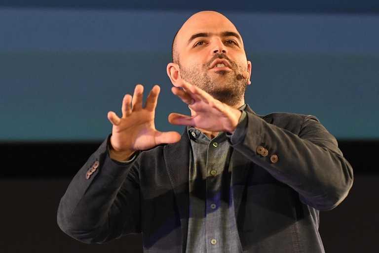 Saviano contro Salvini: «Quanto piacere hai nel vedere morire i bambini?»