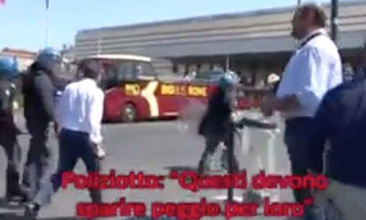 Frase poliziotto piazza Indipendenza