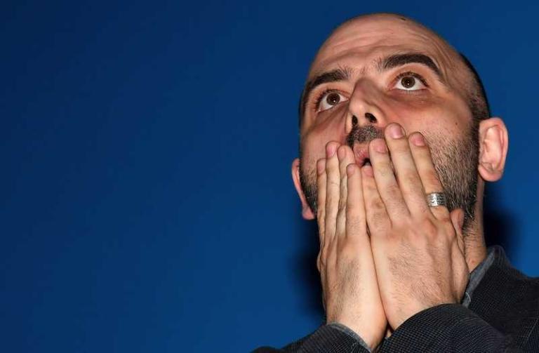 La bufala di Salvini che toglie la scorta a Roberto Saviano