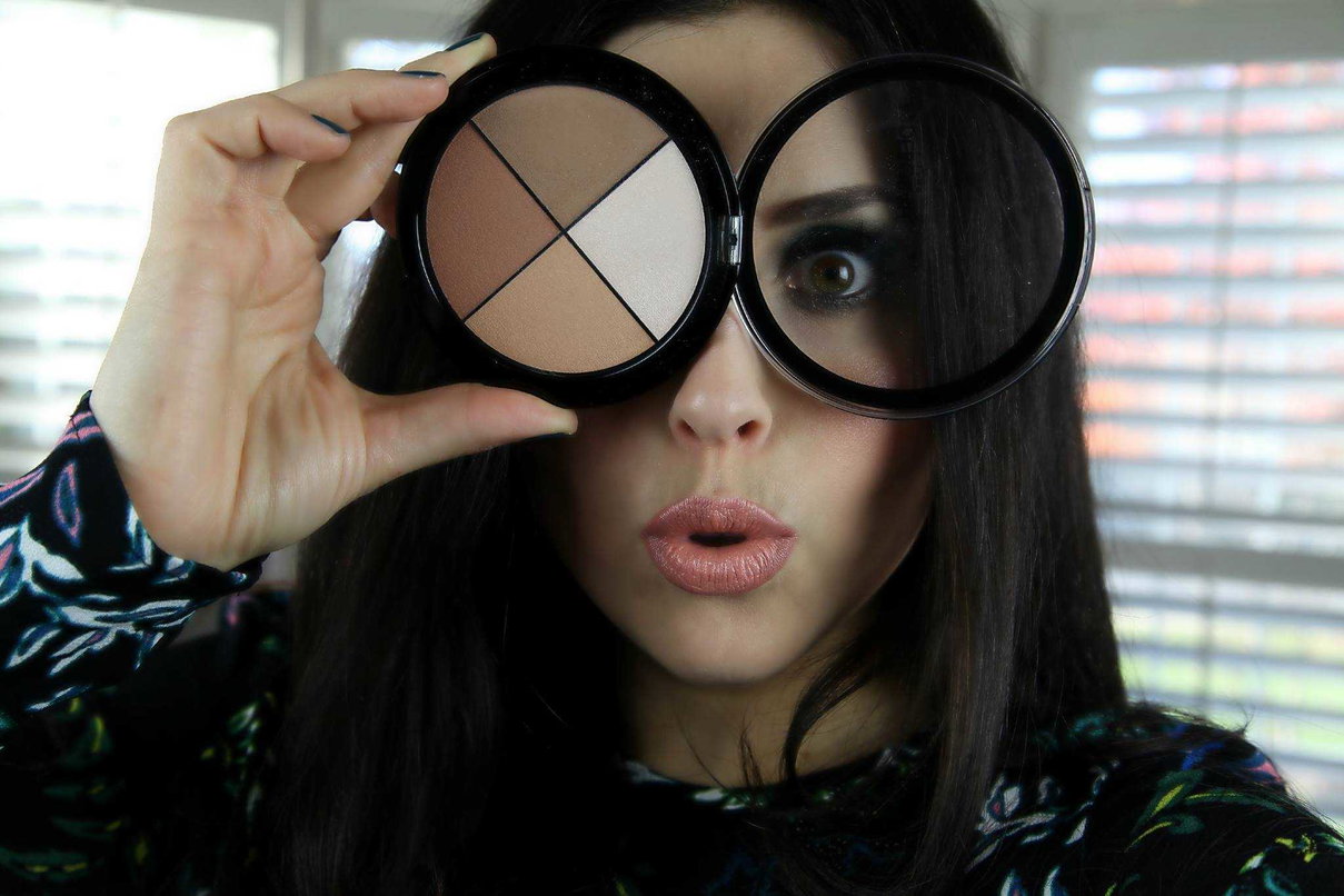 MakeUp Delight si racconta: «Bellezza è essere consapevoli delle proprie imperfezioni e amarle tanto quanto i nostri punti di forza» article-post