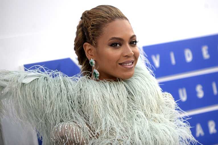 Da oggi puoi laurearti in Beyoncé article-post