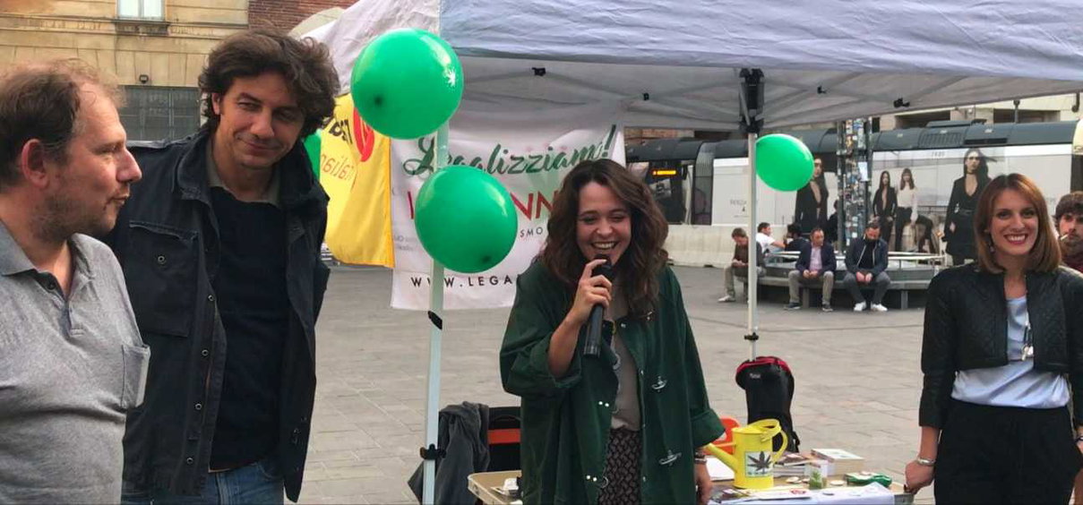 Corso di autocoltivazione di cannabis, Radicali denunciati per istigazione a delinquere | VIDEO article-post