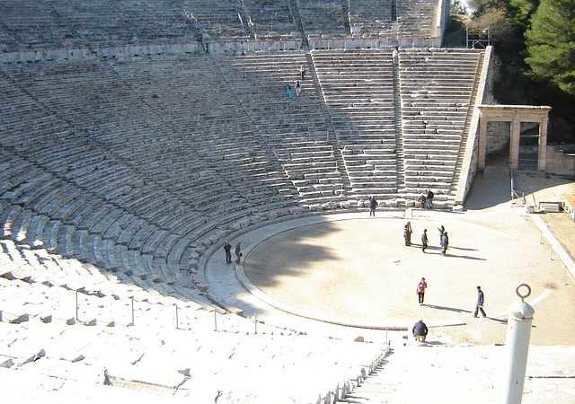 acustica dei teatri greci