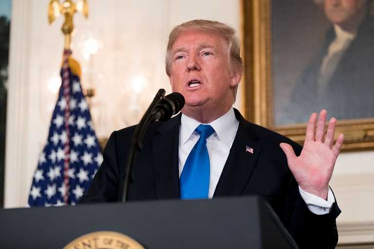 La Corte Suprema USA conferma il travel ban di Donald Trump
