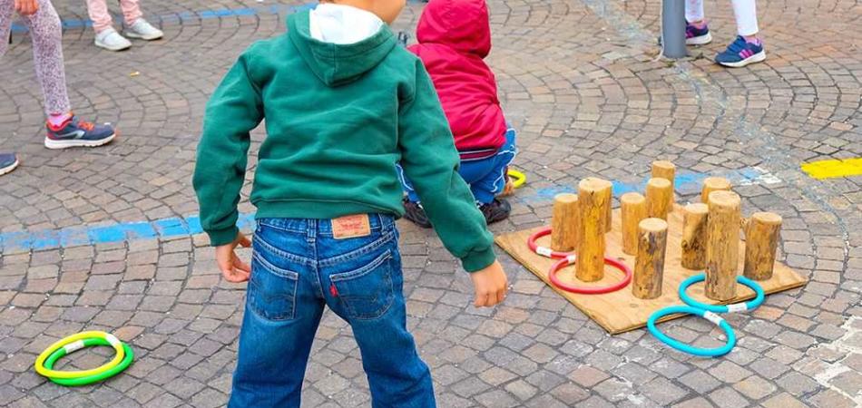 ordinanza catanzaro anti-bambini
