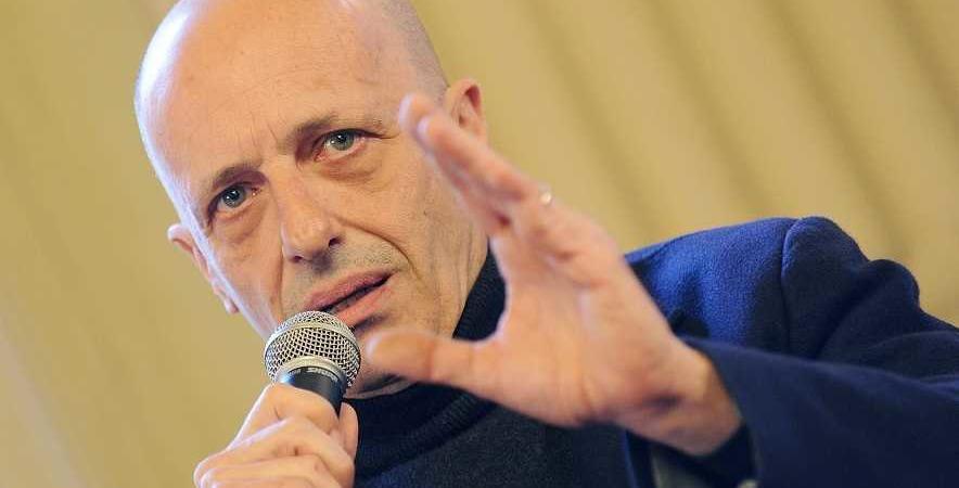 Sallusti Renzi disse ti spacco le gambe