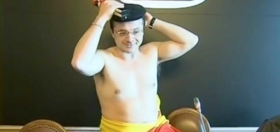 Cateno De Luca nudo