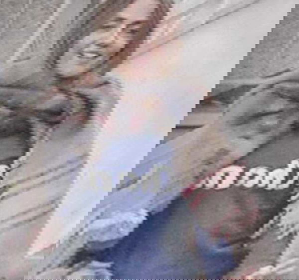 Ambra Angiolini col pancino: è indigestione natalizia o aspetta un figlio da Massimiliano Allegri?