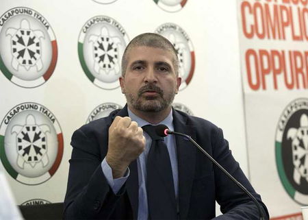 CasaPound resisterà allo sgombero della sede occupata di via Napoleone III e minaccia di non andarsene article-post