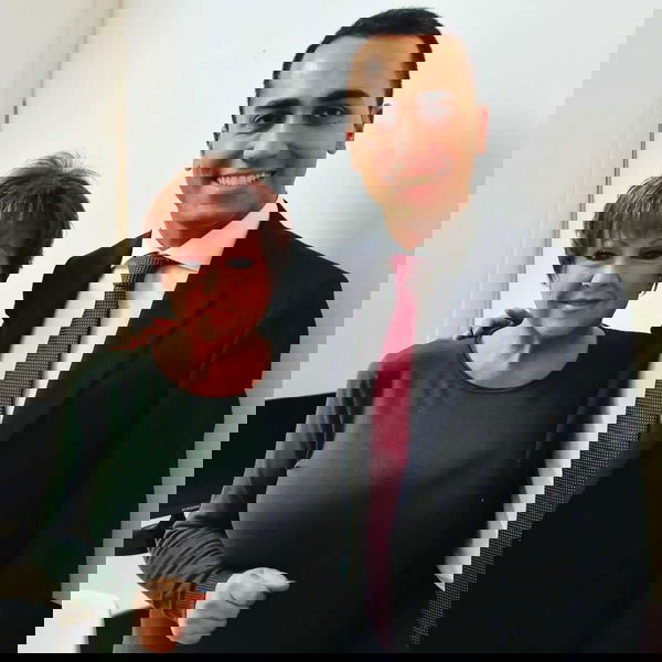 Orietta Berti, la foto con Di Maio e la furia del PD