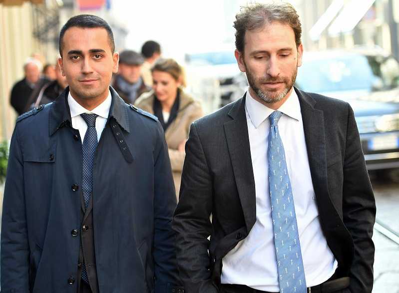 M5S cancella i rimborsi dei parlamentari article-post