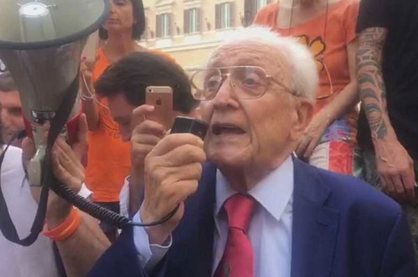 Ferdinando Imposimato, l’ultima battaglia insieme ai free vax | VIDEO