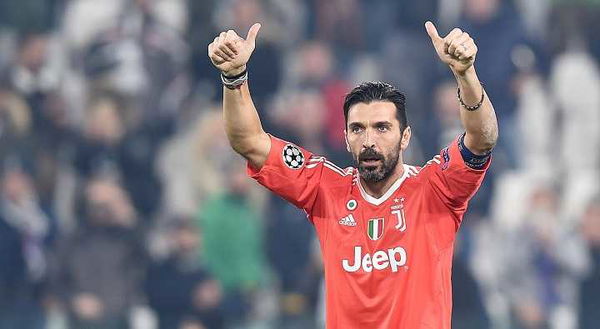 Buffon non è più sicuro del ritiro: «Mi piacerebbe giocare ancora, ne parlerò con Agnelli»