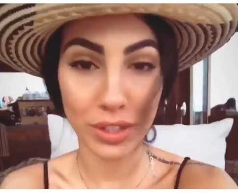 Giulia De Lellis e i 45 minuti italiani | VIDEO