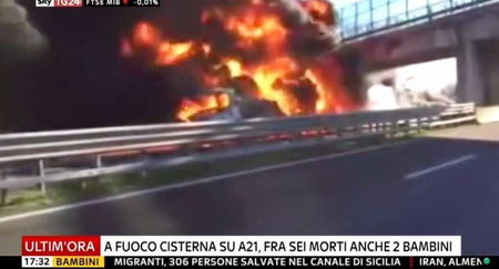 Un terribile incidente in autostrada a Brescia: cisterna in fiamme, tra i morti 2 bambini article-post