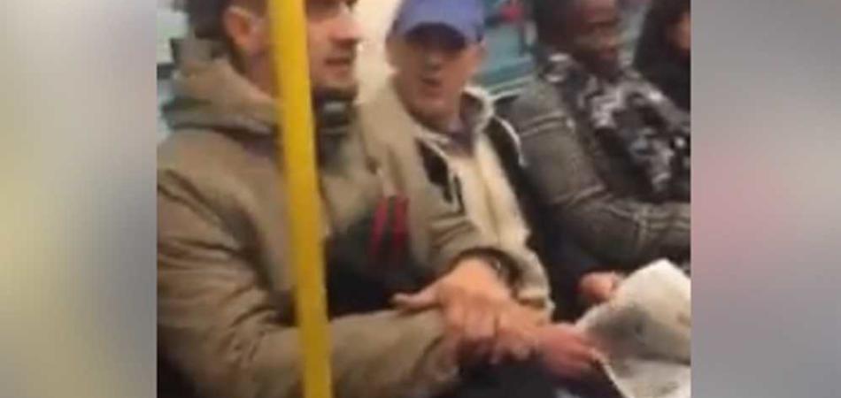 insulti metro londra