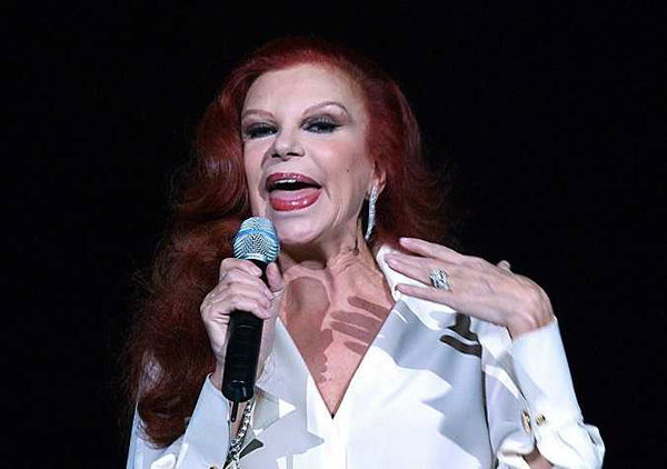 I 6 motivi per cui devono premiare Milva a Sanremo