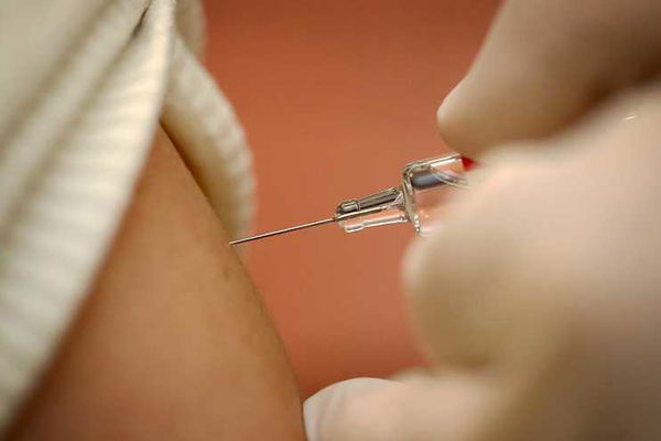 Il piano del governo: vaccini gratis anche per i bambini da uno a 6 anni