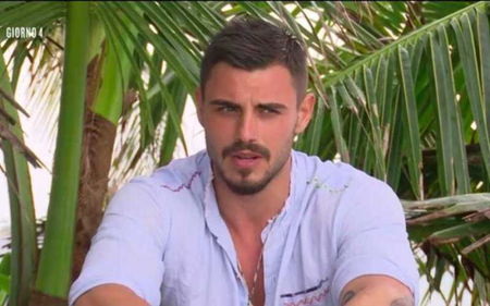 Francesco Monte lascia l’Isola dei Famosi per colpa di una presunta canna article-post