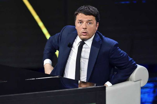 L’epic fail di Matteo Renzi sul congiuntivo a Matrix: «Mi facci parlare» | VIDEO