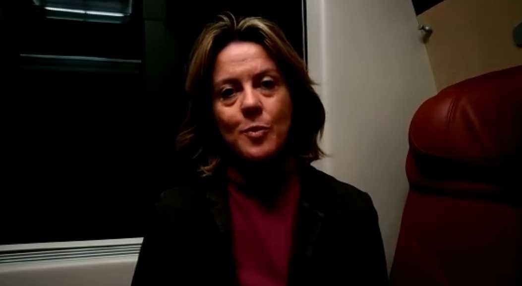Lorenzin: «Raggi non scherzi sulla pelle dei bambini». E la sindaca la incolpa article-post