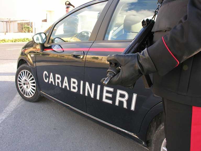 Napoli, un clan della camorra lanciò bombe a mano in cortile (ferendo due minori) article-post