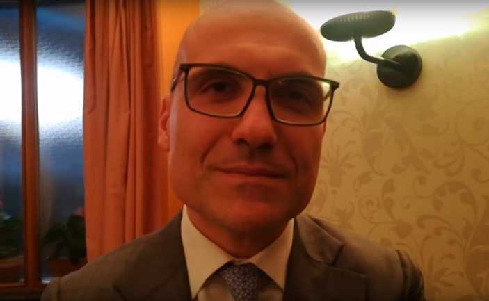 Il M5S ha candidato un massone, che non ha alcuna intenzione di ritirarsi article-post