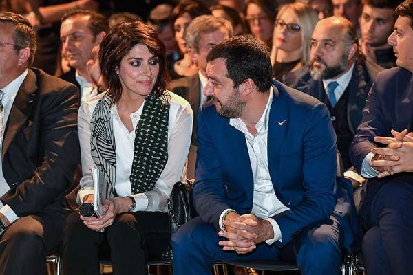 Salvini e Isoardi, a Sanremo «come una coppia normale» ma ‘bersagliati’ da Virginia Raffaele