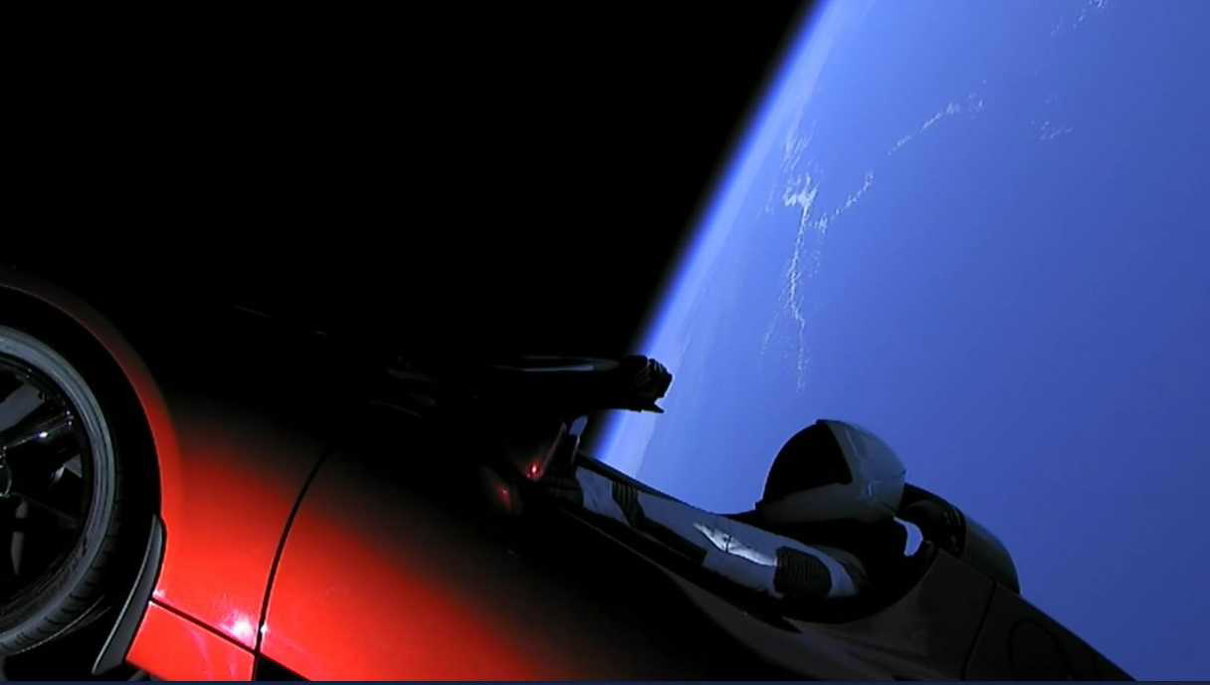 Falcon Heavy: parte il razzo gigante di SpaceX | VIDEO article-post