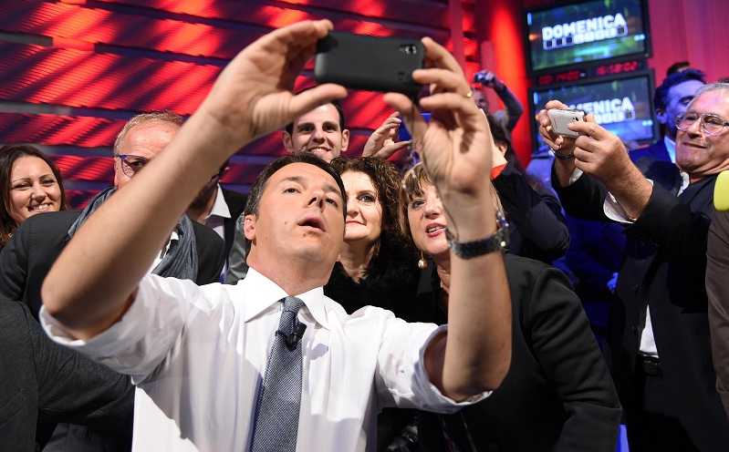 Renzi in testa alla classifica degli utenti inattivi (o fake) su Twitter article-post
