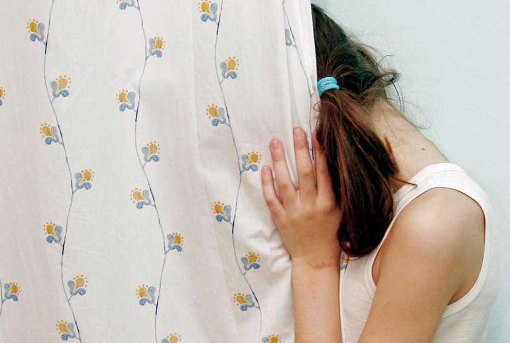Vendevano la loro figlia agli orchi per 25 euro, ma nessuno si indigna article-post