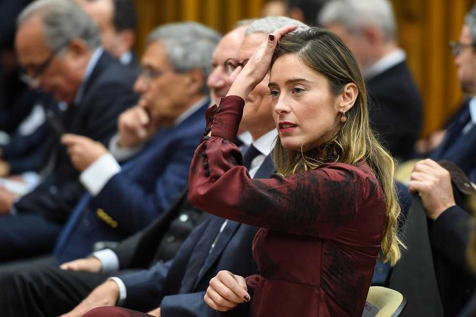 Terremoto Pd in Alto Adige: in 14 lasciano il partito per colpa di Boschi e Bressa article-post