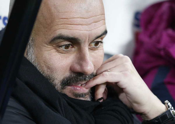 «Scusi Pep Guardiola nasconde Puigdemont sul suo aereo?»