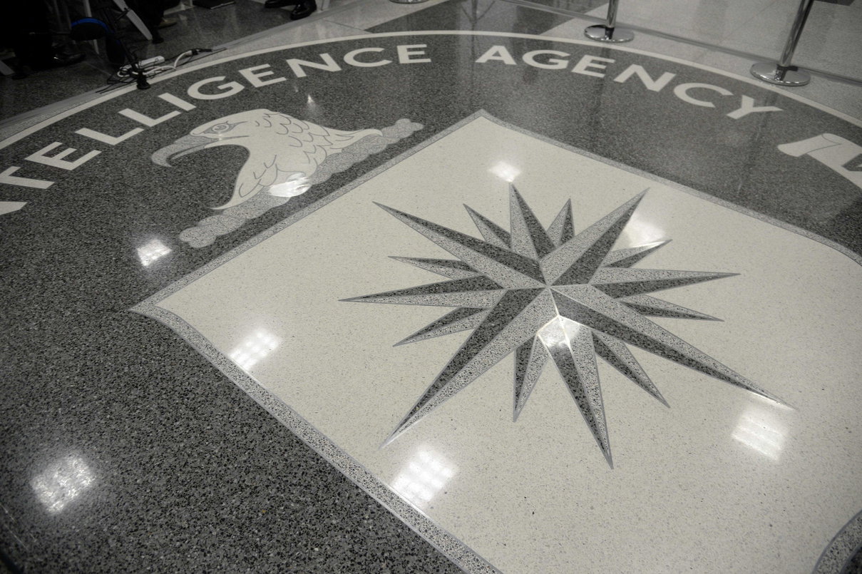 L’altra faccia (oscura) di Gina Haspel, la prima donna a capo della Cia con il debole per la tortura article-post