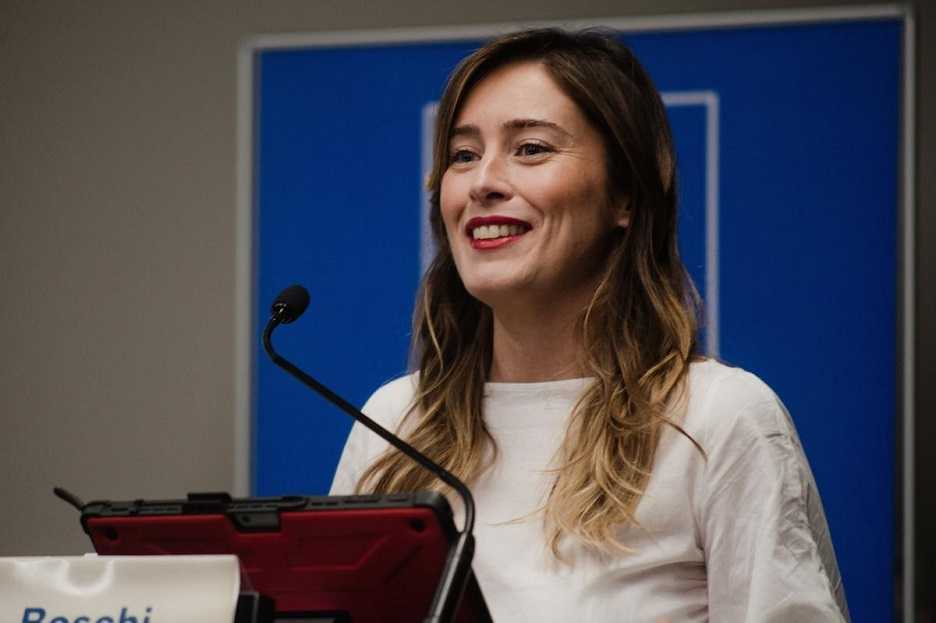 Maria Elena Boschi piange dopo la sconfitta del PD, terzo a Laterina, il suo paese article-post
