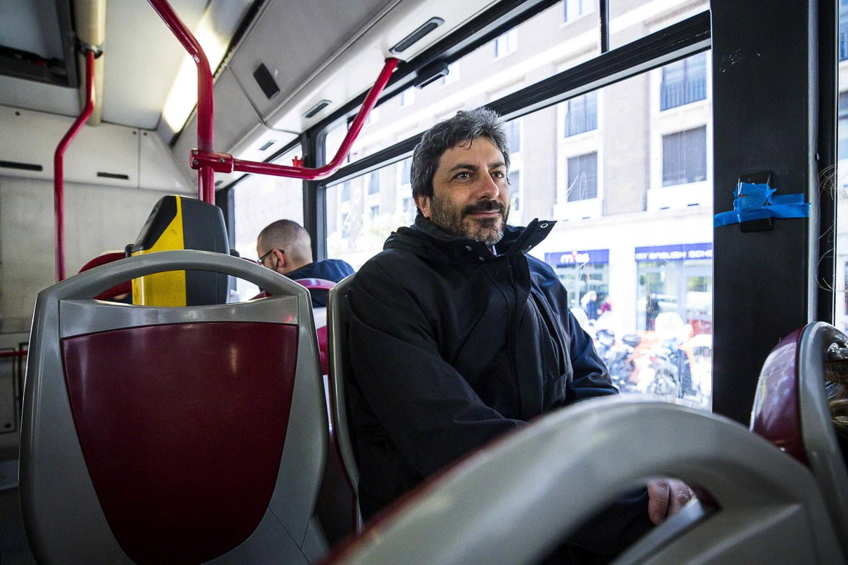 Fico in autobus, ok. Ma quanti politici con mezzi low cost article-post