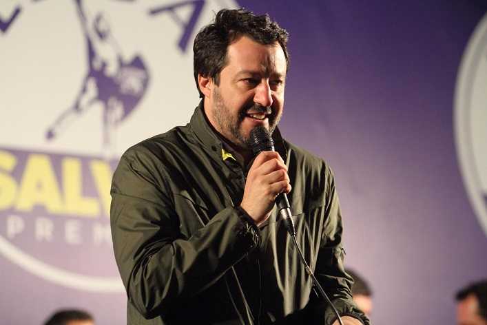 Nadia Mohammedi conferma di non aver voluto servire Matteo Salvini perché è un razzista article-post