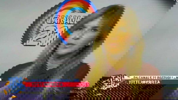 La giornalista che Sarri non ha mandato a quel paese «perché carina e donna» lo difende