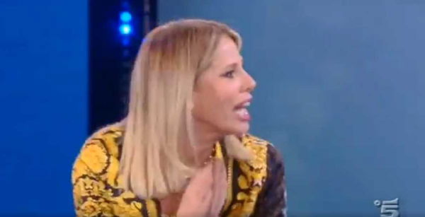 Alessia Marcuzzi furiosa contro Eva Henger all’Isola dei Famosi