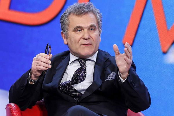 Armando Bertolazzi il ministro della Salute M5S che non dispiace ai no vax