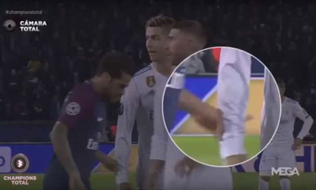 Dani Alves attacca una ‘caccola’ alla maglia di Cristiano Ronaldo | VIDEO article-post