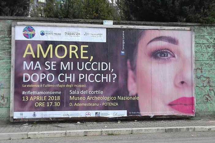 Campagna shock a Potenza contro femminicidio: «Amore, se mi uccidi, dopo chi picchi?» article-post