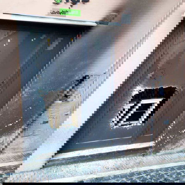 Incendio doloso al canapub di Monterotondo, è il momento di legalizzare?