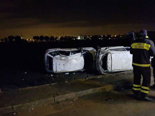 Danneggiate case, auto, insegne: l’impressionante tromba d’aria a Caserta | FOTO e VIDEO
